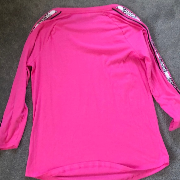 Pink clothes!! - Picture 4 of 4